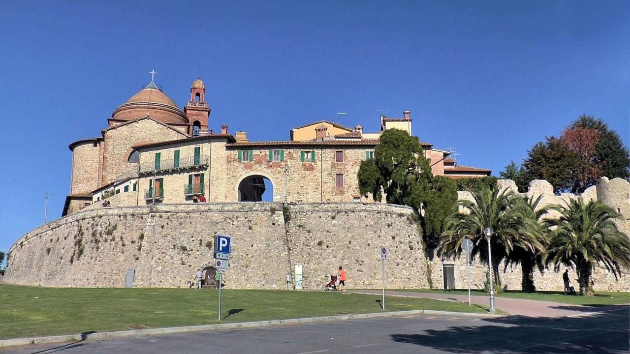 Sullago Appartamenti -Romantico Appartamento In Centro Castiglione del Lago Exterior foto